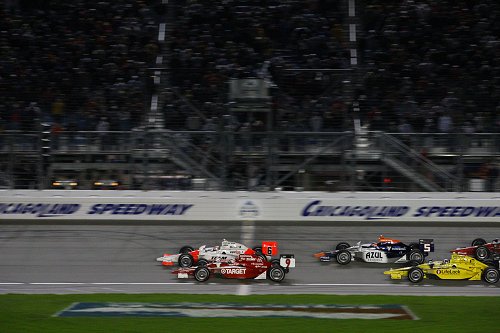 IRL race Chicago beslist door fotofinish: 0.0077, Robert Doornbos lijdt pijn